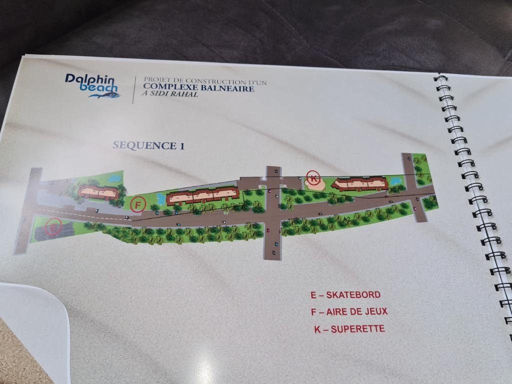 Photo 3 — Terrain en zone villas (A2) avec projet de complexe résidentiel – Tanger, près de l’hôtel Le Mirage